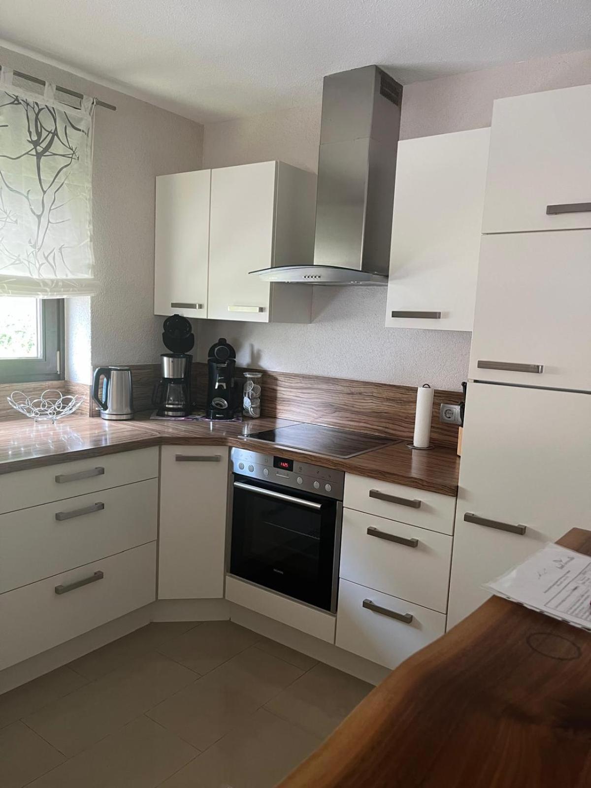 Moderne Ferienwohnung In Bester Lage! Bad Herrenalb Esterno foto